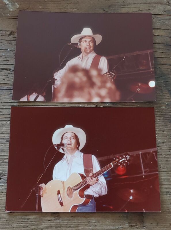 Original Fan Photo Snapshot Lot George Strait Singing Candid Guitar 1984