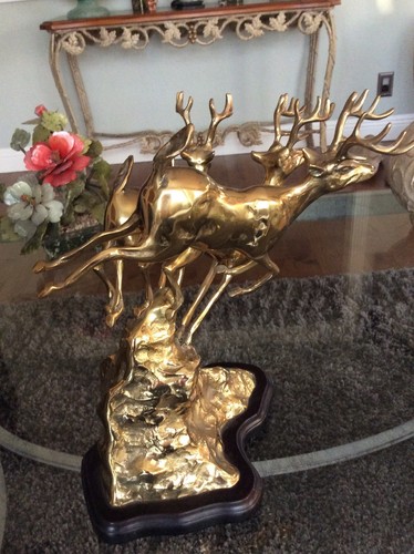 Beautiful 3 Bucks Deer Running On Mountain Top Brass Sculpture On Wood Base 12