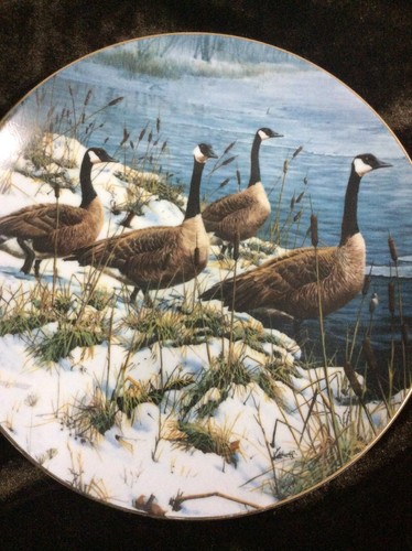 Hamilton Plate Winter Wildlife 'Among The Cattails' by Seerey-Lester #2723A 1988