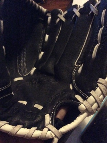Wilson Monsta Web A440 Fastpitch Softball Glove Genuine Leather 11
