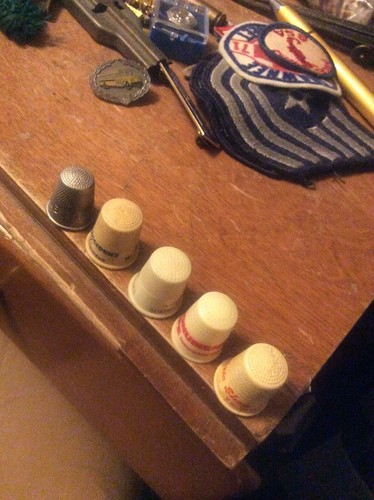 Lot Of 5 Antique Advertising Thimbles Lrudential Monumental Insurance Singer