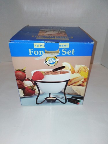 Wilton Fondue Set   12 Piece Set New never used