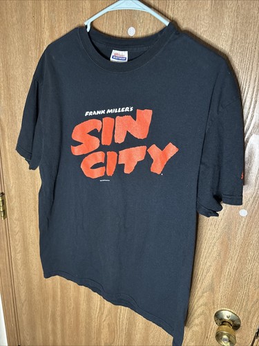 FRANK MILLER'S SIN CITY 2005 COMIC MOVIE GRAPHITTI DESIGNS