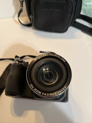 Fujifilm FinePix S Series S1 16.4MP 50X Zoom All Weather Digital Camera GREAT!