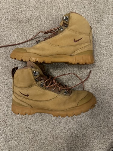 nike acg boots tan