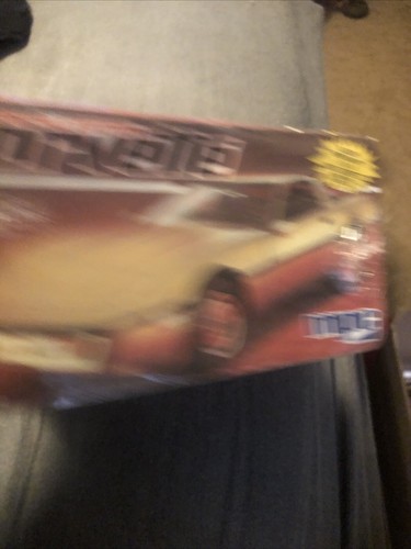 MPC Special Edition Sparkling Gold Metallic Corvette 1/25 Scale Model Kit 1-3724