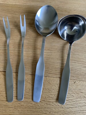 WMF Form 3600 Cromargan Besteck 4 Vorleger 1 Saucenkelle 1 Gemüselöffel 2 Vor