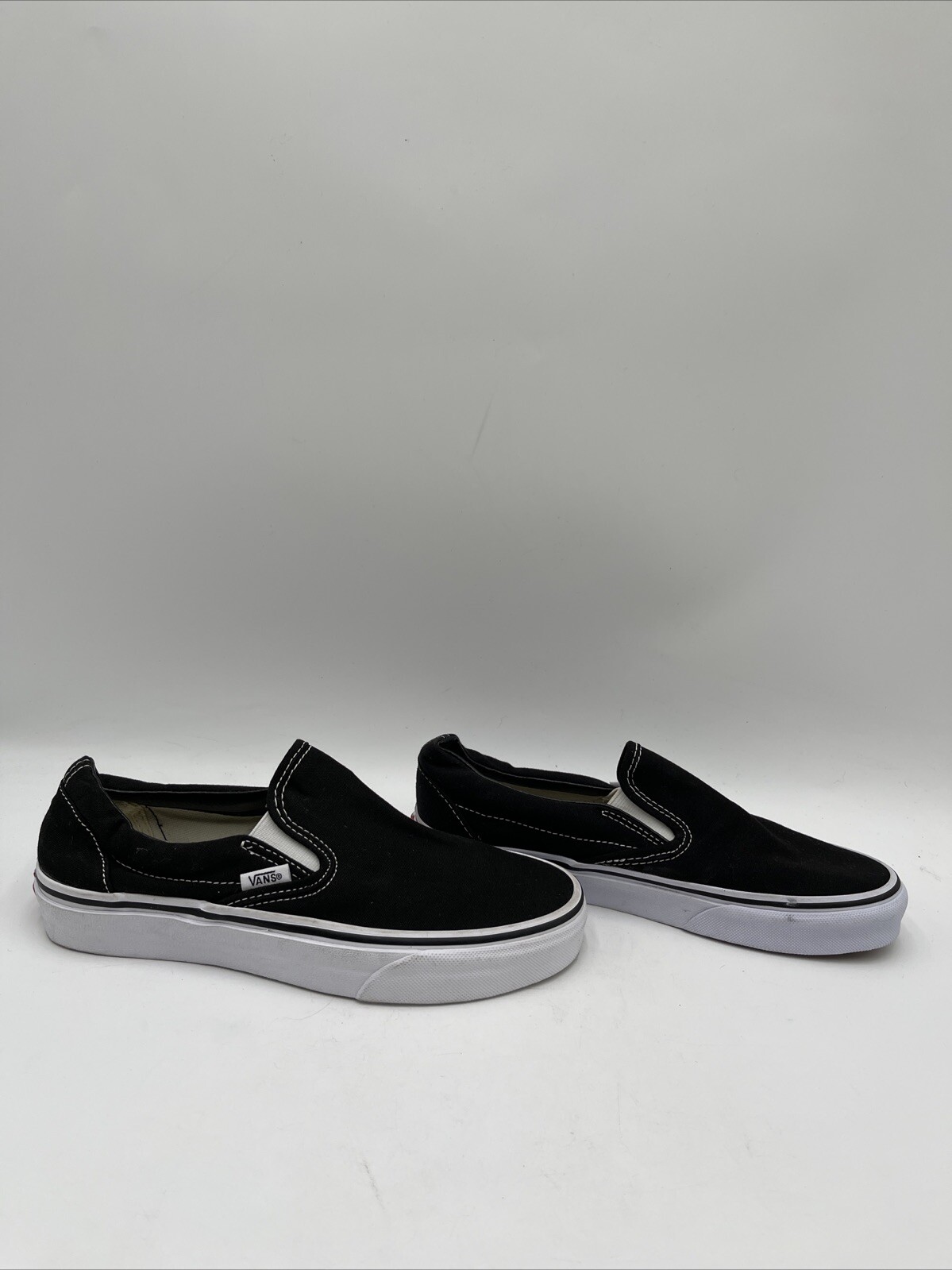 Vans Unisex Adults' Classic Slip On Trainers Black/ White