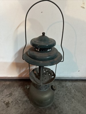 Vintage Coleman B-48 Lantern 