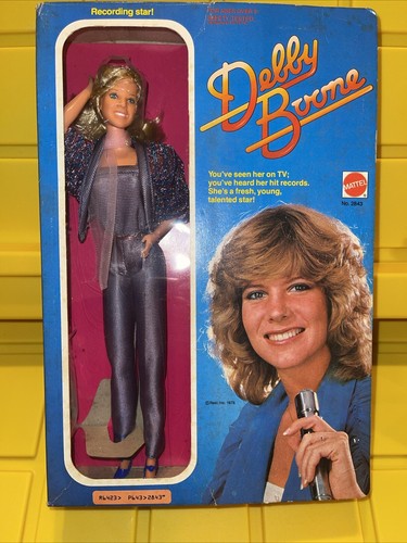 ヴィンテージBarbie 2000 BIRTHDAY WISHES BARBIE DOLL IN BOX # 28434 MATTEL NRFM