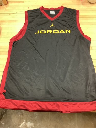 90s jordan ビッグサイズ パーカー 赤 黒 デカロゴ vintage 90s jordan ビッグサイズ パーカー 赤 黒 デカロゴ vintage