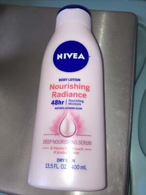 NIVEA Body Lotion Nourishing Radiance 48hr Moisturizer Gradual Tanner 13.5 fl oz