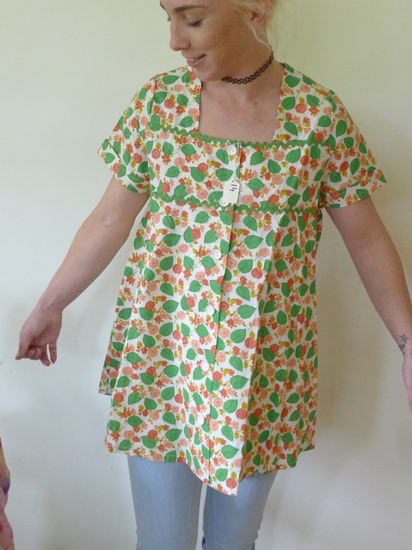 green smock top