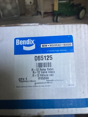 Bendix 065125 R-12 Universal Brake Relay Valve
