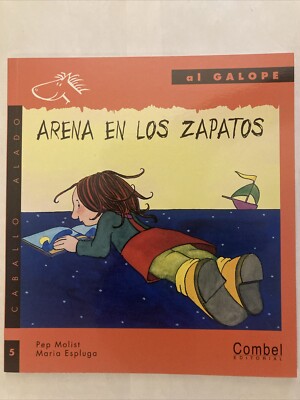 ARENA EN LOS ZAPATOS by Pep Molist Sadurní