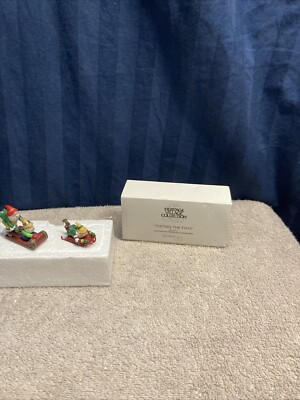 1992 Department 56 ''TESTING THE TOYS'' North Pole Series #56057 Set of 2    417