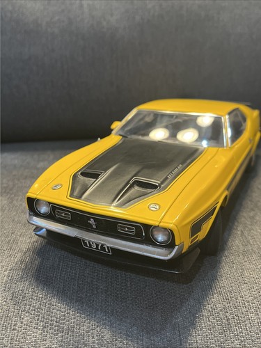 ミニカー AUTO ART( Ford Mustang GT )MILLENNIUM. $_12.JPG?set_id=880000500F