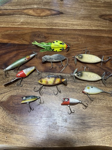 Vintage 🔥HEDDON🔥 Fishing Lures. Dowagiac Crab Wiggler. SOS