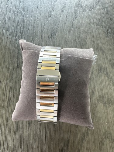 Pre-owned Bulova Classic Two-tone Stainless Steel Quartz Men's Watch 98b424