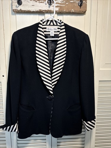 Christian Dior ブラック テーラードジャケット L Christian Dior Black Jacket ○ Labellov ○ Buy and Sell