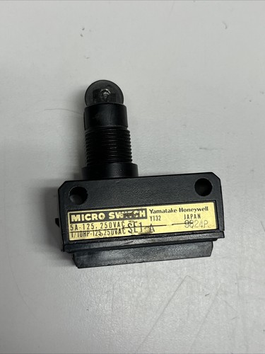 YAMATAKE SAFETY SWITCH SL1-A 0108P Y132 9824P | eBay