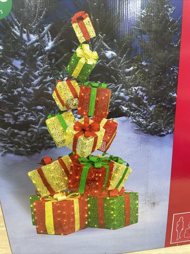 Winter Wonder Lane Gift Box Tower 63” Christmas Yard Decor 450 Lights BEAUTIFUL!