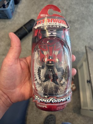Transformers Titanium Series Die-Cast Side Swipe Hasbro Galoob New Sealed