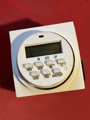 Titan Apollo 7 Day Heavy Duty Digital Programmable Timer Dual Outlet 120 15 A7