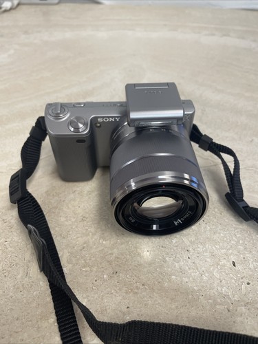 SONY - Sony NEX-5 ジャンク扱い品③ おまけストラップ付 Sony NEX-5 ジャンク扱い品③ おまけストラップ付