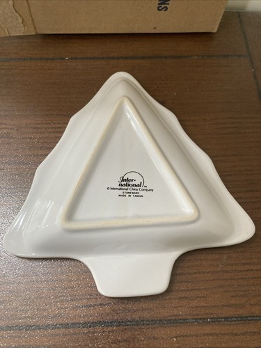 International Tableworks CHRISTMAS RIBBONS Tree Shaped Relish Dish NEW IN BOX