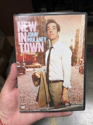 John Mulaney: New in Town (DVD, 2012) VERY GOOD