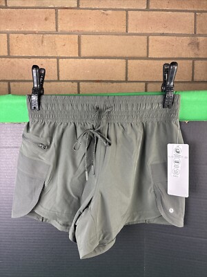 Layer 8 Ladies Lightweight Mandy Woven Hiking Shorts Size S Beluga