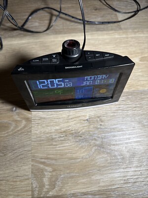 C82929V2 La Crosse Technology Projection Alarm Clock