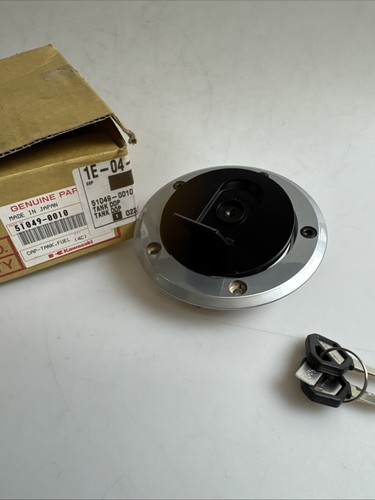 Kawasaki ZR1000 ZR1200 ZX 600 51049-0010 Tankdeckel E2297 | eBay Kawasaki ZR1000 ZR1200 ZX 600 51049-0010 Tankdeckel E2297 | eBay