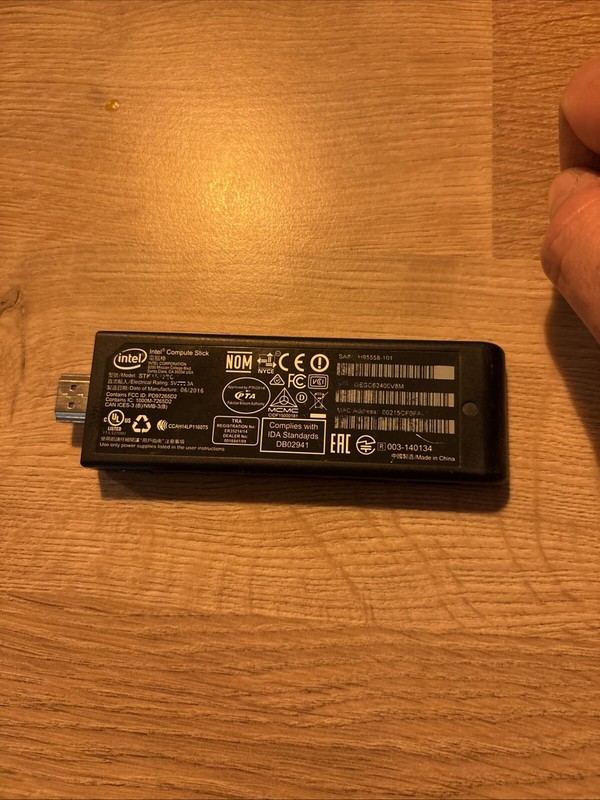 Intel Compute Stick Stk1aw32sc Intel Atom X5-Z8330 32gb 2gb Windows 10 + Psu