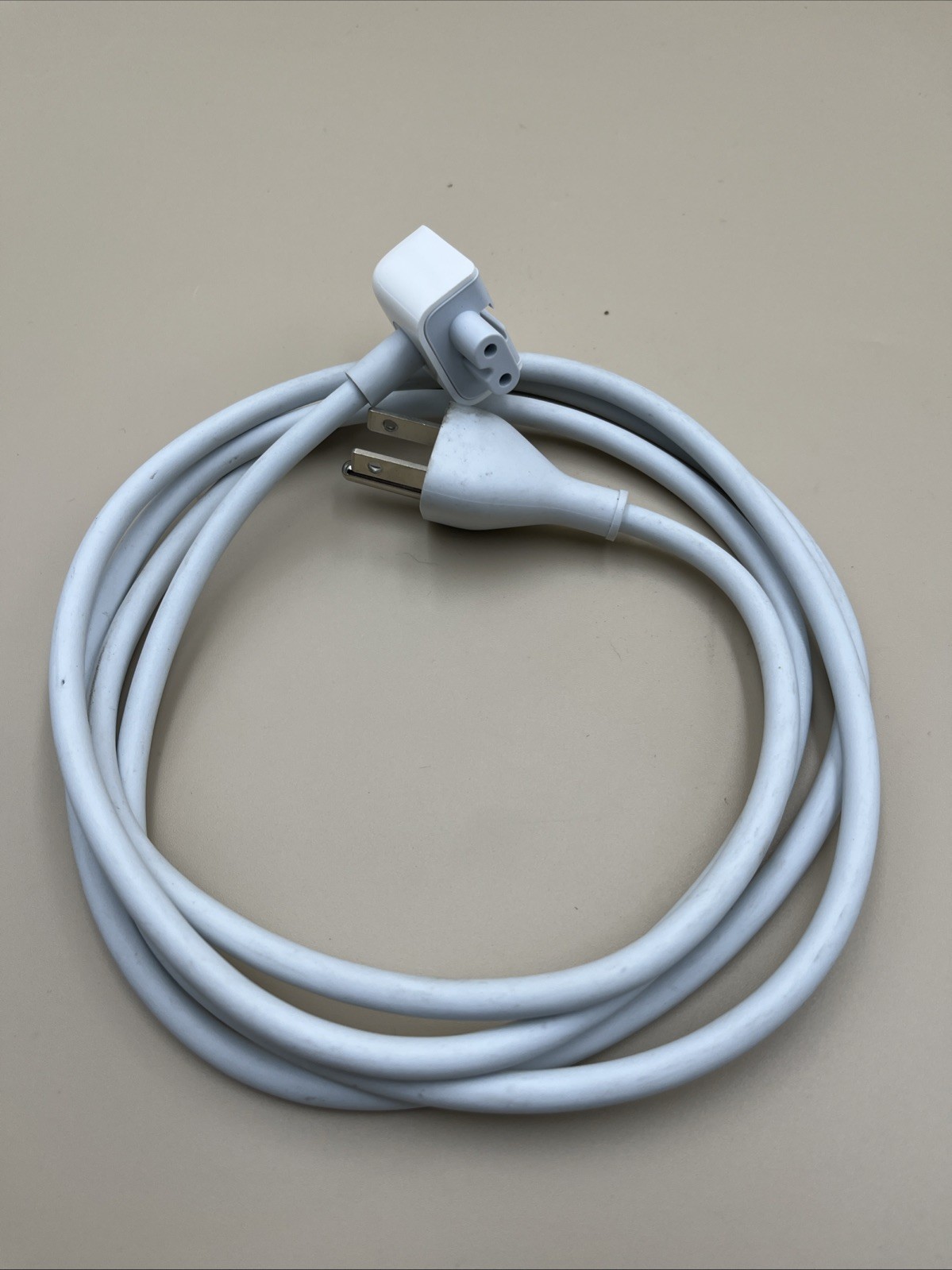 Apple A1 2.5A 125V MacBook MagSafe 6 FT Extension Power Adapter Cord