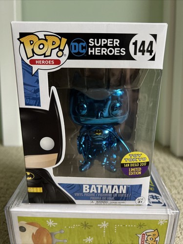 Funko Pop - Batman Blue Chrome Toy Tokyo SDCC - San Diego