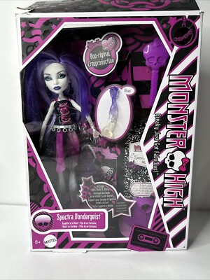 Monster High Creeproduction Spectra Vondergeist **DAMAGED BOX**