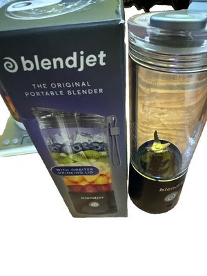 BlendJet 2 - 16oz Portable Cordless Rechargeable Blender Black Orbiter