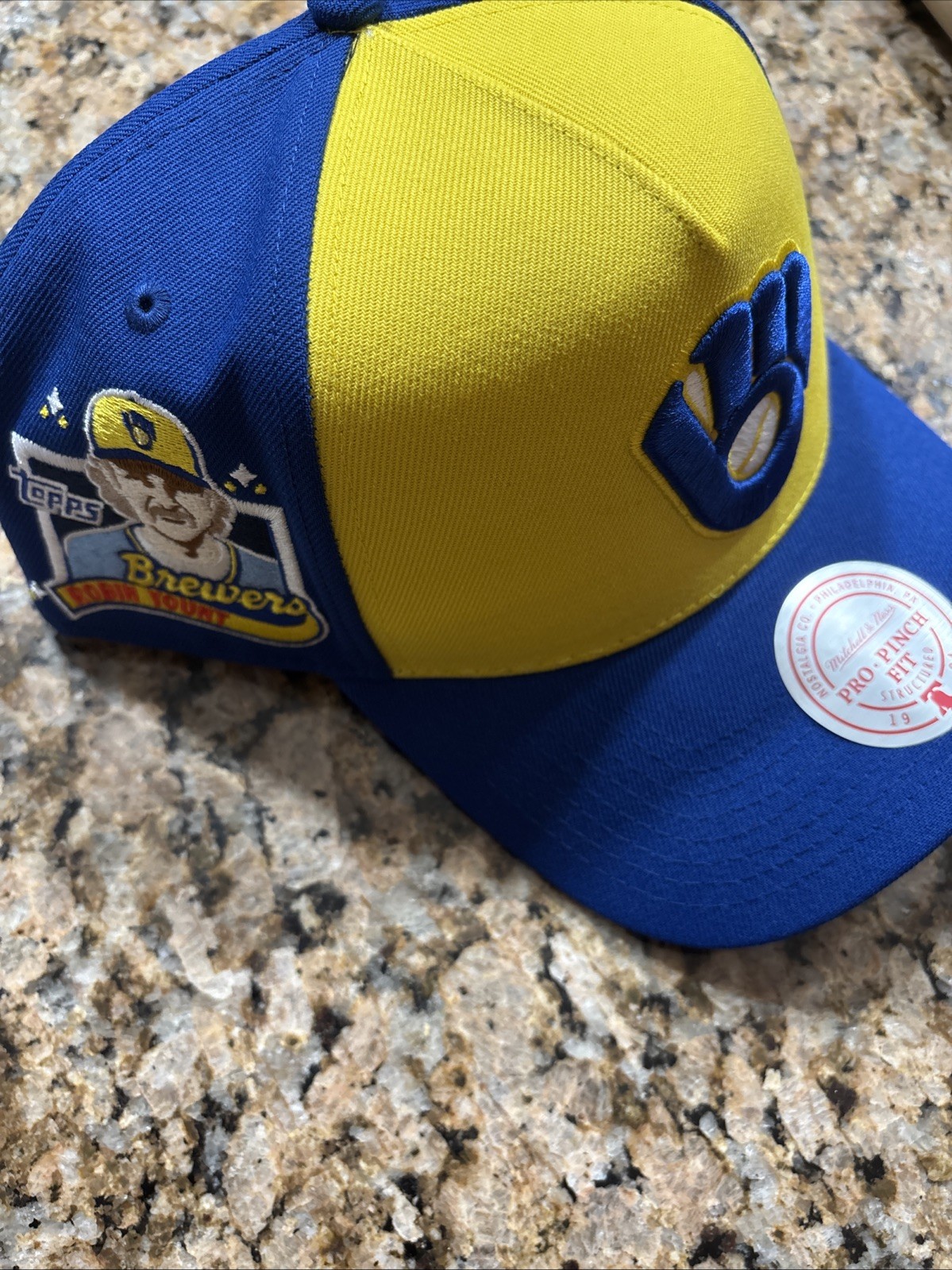2025 Milwaukee Brewers Robin Yount Hat Lids Topps Player Chase Series 2 Fanatics