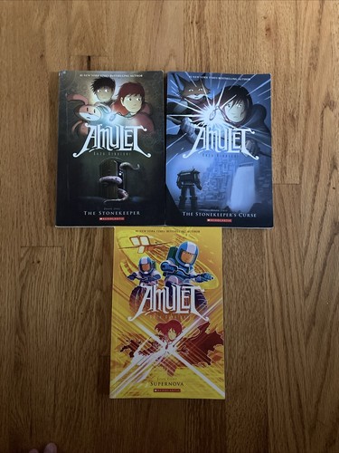 Amulet 全巻セット 1〜8 Kazu Kibuishi Amulet #1-8 Box Set by Kazu Kibuishi