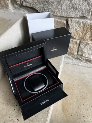 Tudor Box , NEU , 44090.64