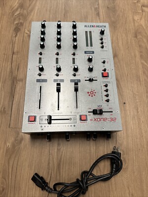 Allen & Heath Xone:32 - Professional DJ Mixer