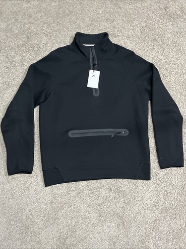 ✩.*˚　13579　✩.*˚ Men's Nike Sportswear Red/Black Tech Fleece Half Zip LARGE