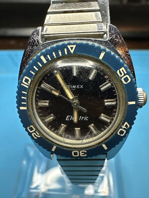Vintage RARE Timex Ladies Electric Dive Style Watch Rotating Bezel New Battery