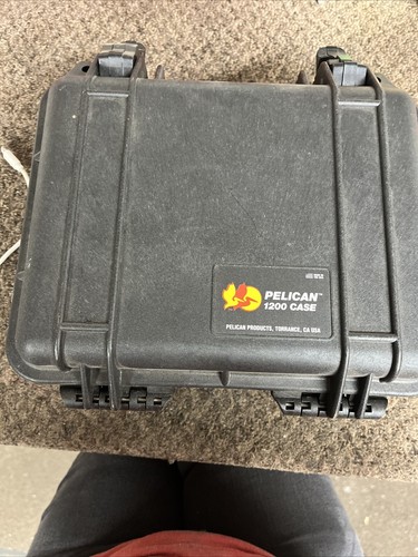 BIRD ELECTRIC CORP. THRULINE WATT METER 2080-002TA W/ Pelican 1200 Case WORKING!