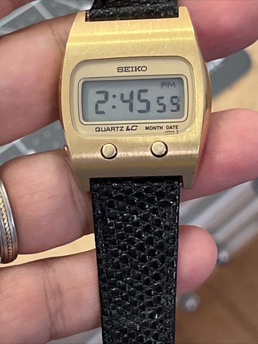 【ビンテージ】SEIKO時計 Rare Men's JAPAN Vintage 1976 DIGITAL Watch SEIKO 0439-5007