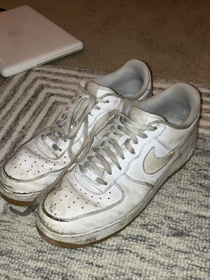 Nike gum rubber sole deals