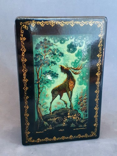 洋書 Russian Lacquered Miniatures Lacquer Miniatures - Fedoskino - Books