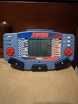 Vintage JEOPARDY 1995 TIGER ELECTRONICS Handheld Game TESTED! WORKS GREAT! Read